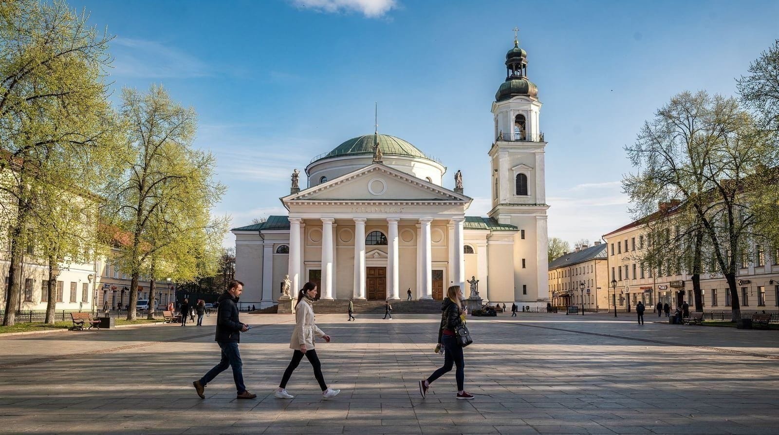 La place de la Cathédrale de Vilnius — guide complet du visiteur