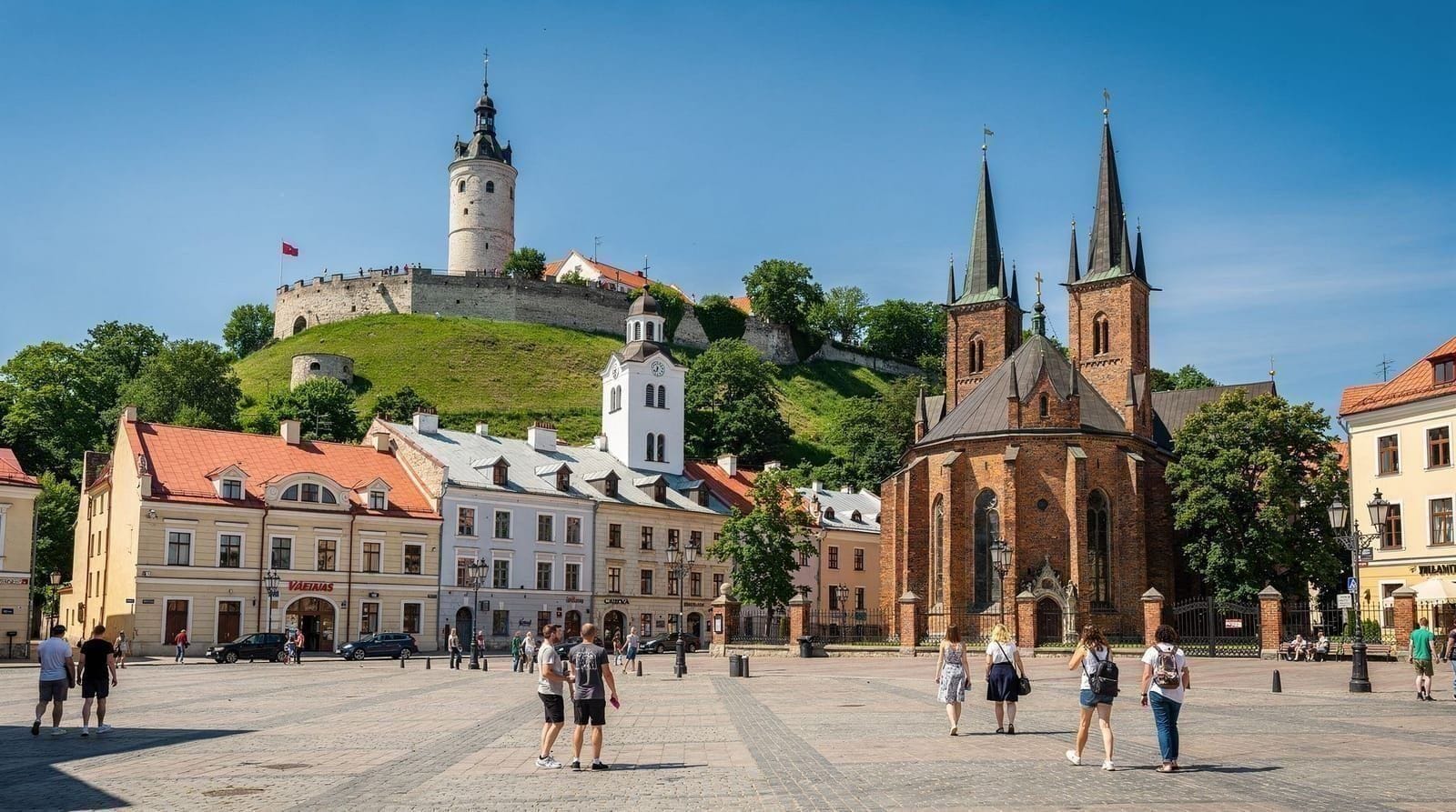 1 dia em Vilnius: o roteiro essencial da cidade velha — Veja Vilnius num dia: Praça da Catedral, Torre Gediminas, Užupis e os melhores a