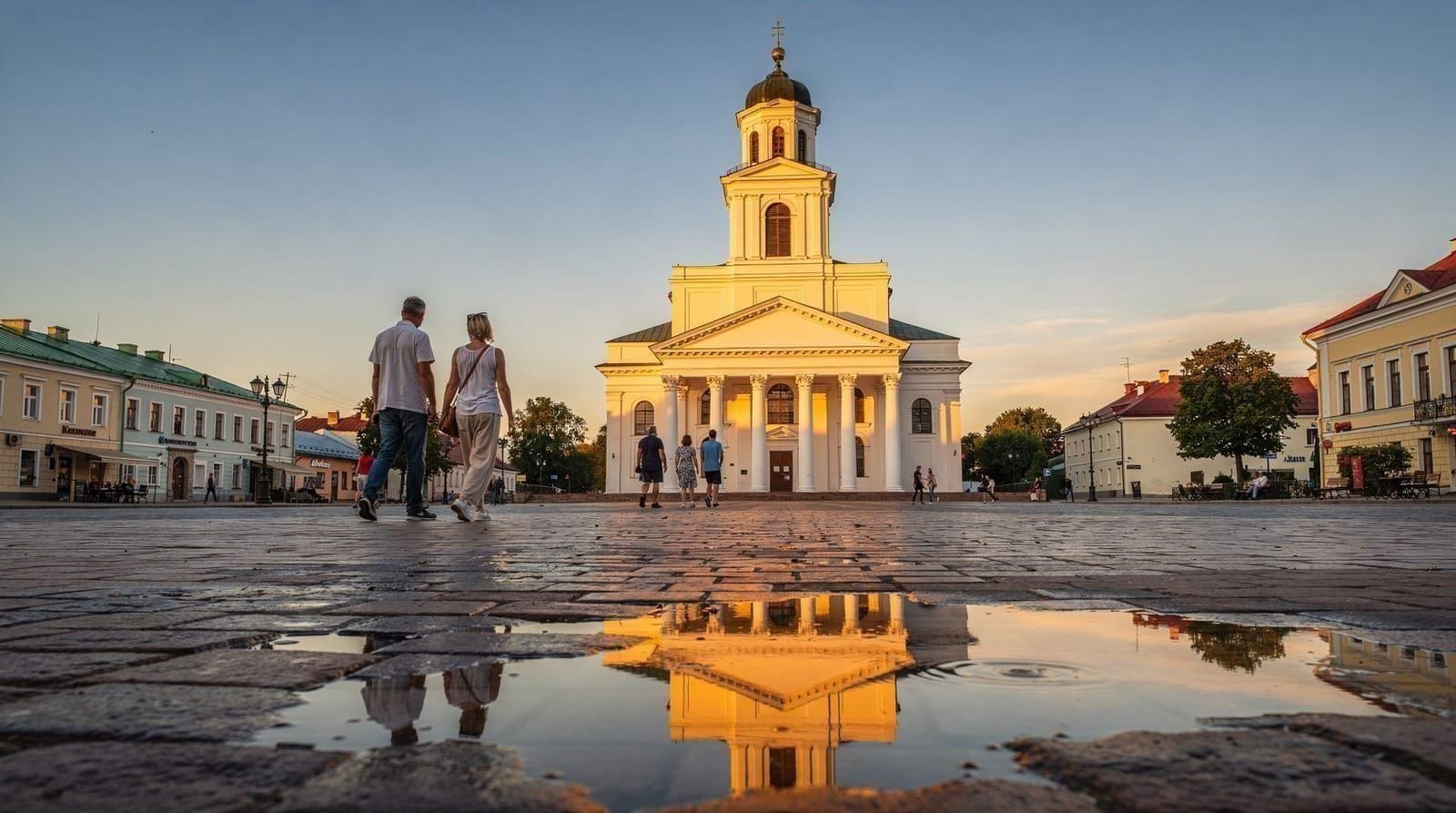 2 dias em Vilnius: cidade, Užupis e os melhores museus — Dois dias em Vilnius: Cidade Velha barroca, Užupis, Museu da KGB, herança judaic