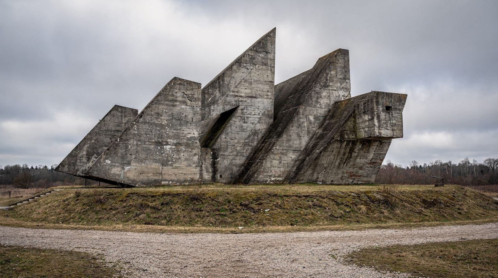 Kaunas: Ninth fort dark history tour