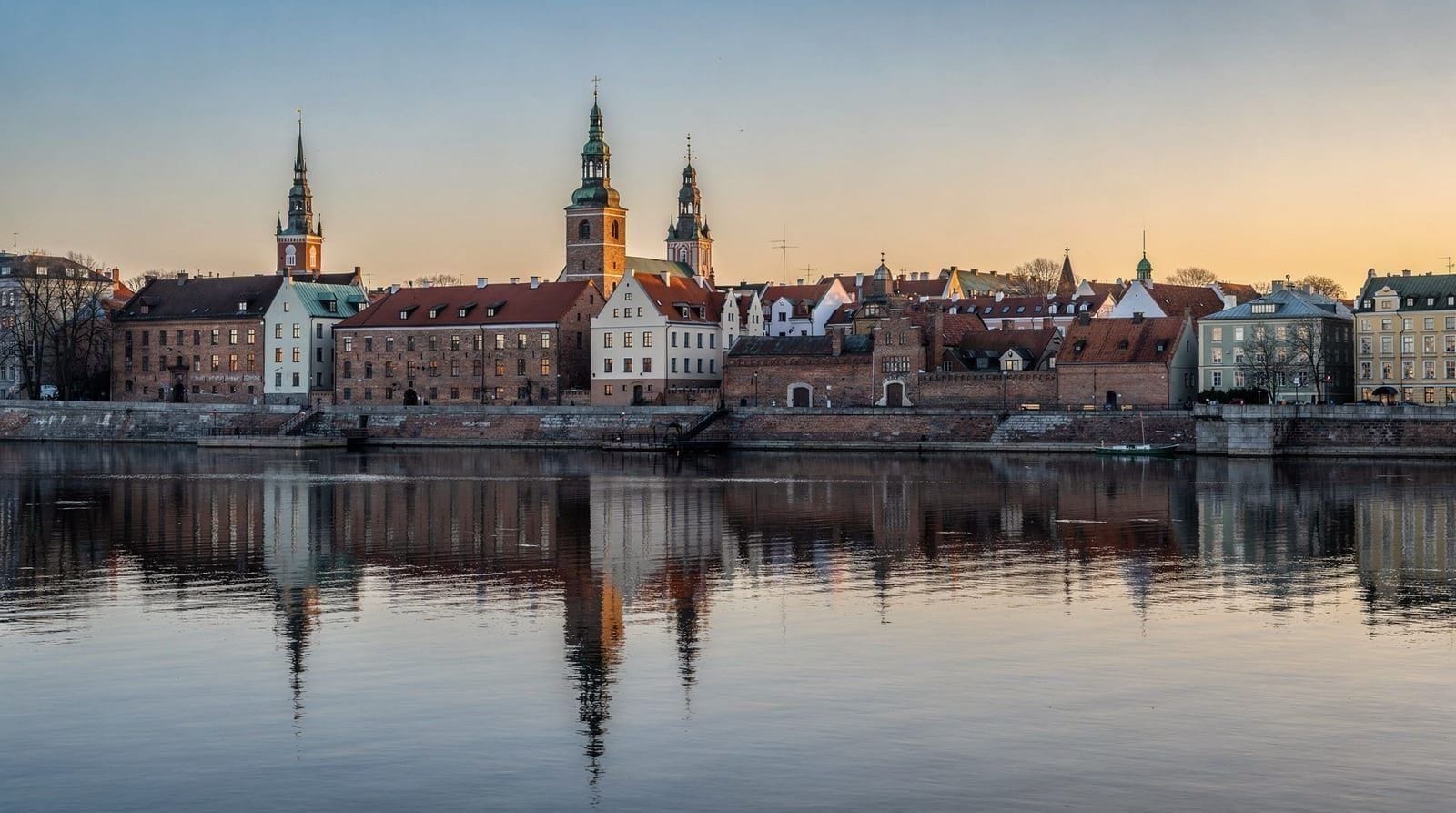 Vilnius: To riga private sightseeing stops