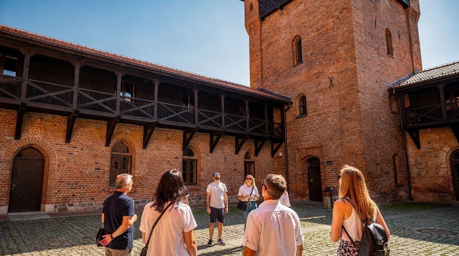 Trakai Castle tour: which day trip to book from Vilnius
